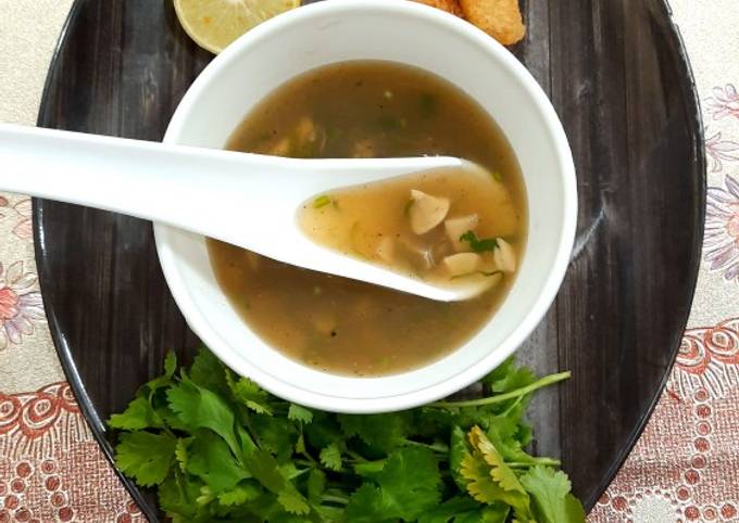 Steps to Make Quick Mushroom ka Soup