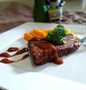 Langkah Gampang Menyiapkan Resep Steak sapi saus BBQ yang Uenak Anti Ribet, Lezat