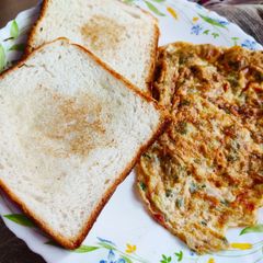 A picture of Masala Omlette.