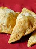 Sweet apple samosa turn over