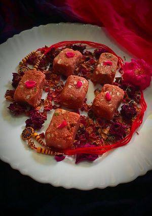 A picture of Gulkand burfi.