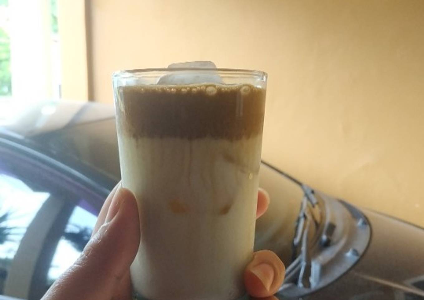 Dalgona Coffee
