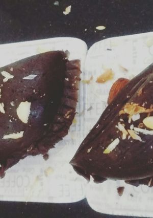 A picture of Dates ParleG Gujiya.