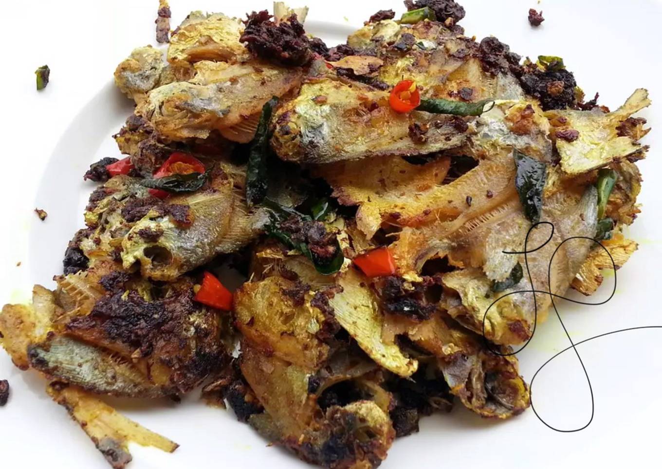 Crispy Fried Fish With Dry Sou Curried Sauce