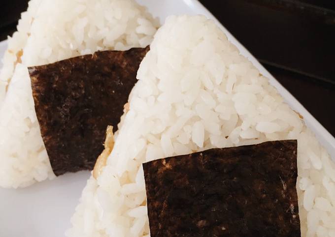 Bagaimana Membuat Onigiri Tuna Mayo 🍙original 🍙 spicykemangi, Enak Banget