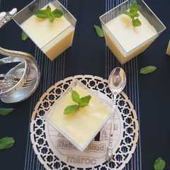 Una foto de Postre cremoso, refrescante muy fácil y económico, sin horno