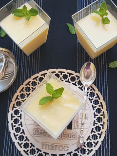 Una foto de Postre cremoso, refrescante muy fácil y económico, sin horno