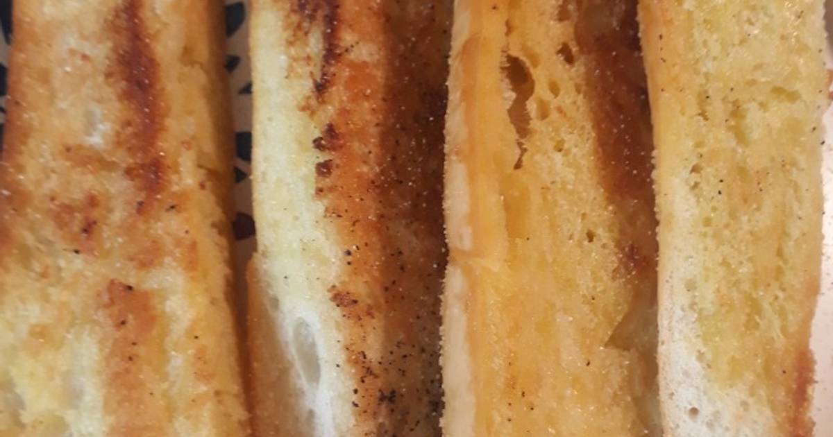 Fried Cuban Bread in Olive Oil Recipe by skunkmonkey101 Cookpad