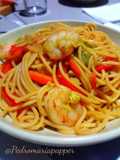 Espaguetis estilo chino con gambas