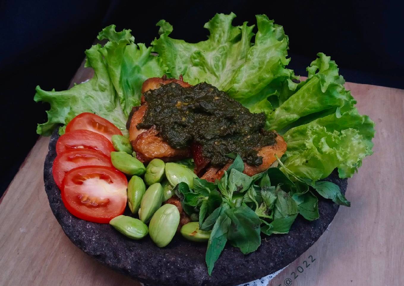 Ayam Gepuk Kemangi