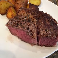 A picture of Rib Roast / Prime Rib.