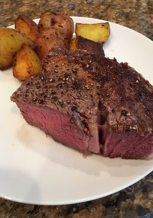 A picture of Rib Roast / Prime Rib.
