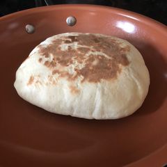 A picture of Pita bread.