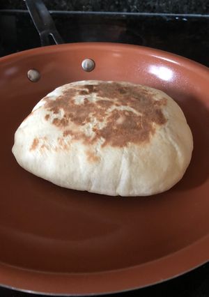 A picture of Pita bread.