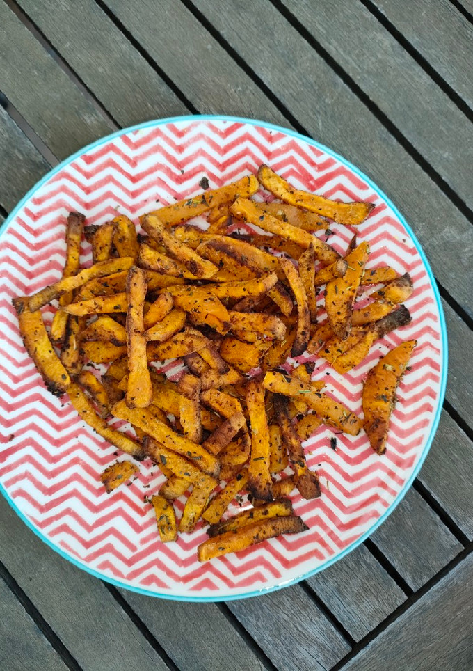 Una foto de Chips de boniato en Airfryer