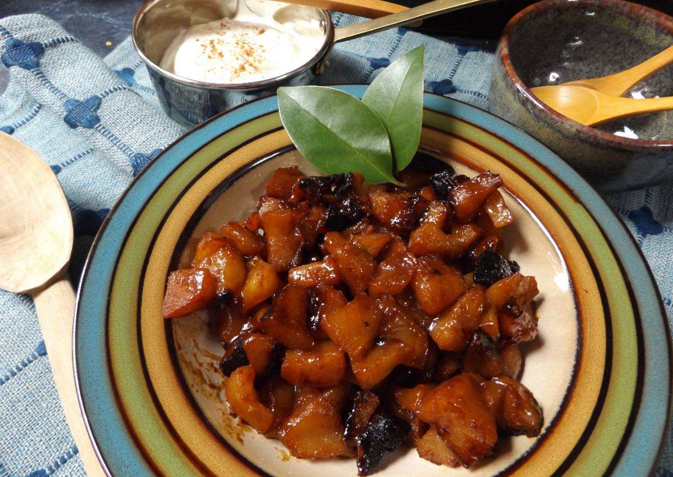 Manzanas acaramelizadas con yogurt