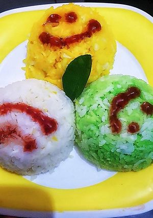 तिरंगा चावल (Tiranga Rice recipe in hindi) रेसिपी मुख्य फोटो