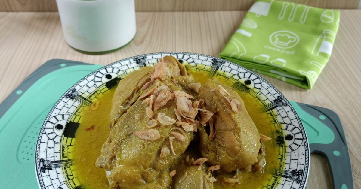 Opor Ayam Kuning Praktis