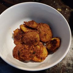 A picture of Raw banana fry.