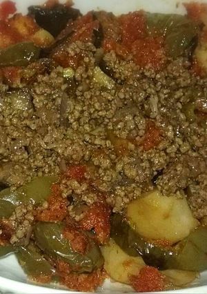 صورة لوصفة مسقعة باللحمة المفرومة