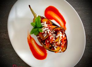 Foto di Melanzane ripiene di pasta alla norma