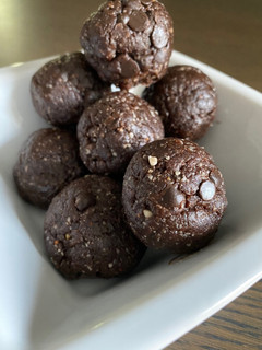 Φωτογραφία της συνταγής Brownies balls no bake
