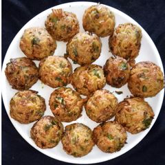 A picture of Maggi pakoda.