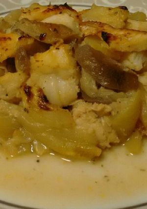 Foto principal de Calabacín con berenjena y merluza al horno