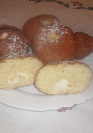 Túróval töltött fánk recept fotója