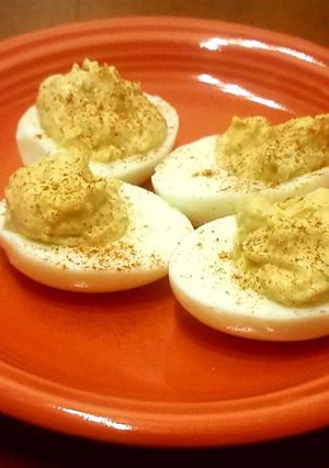 A picture of Spicy deviled eggs.