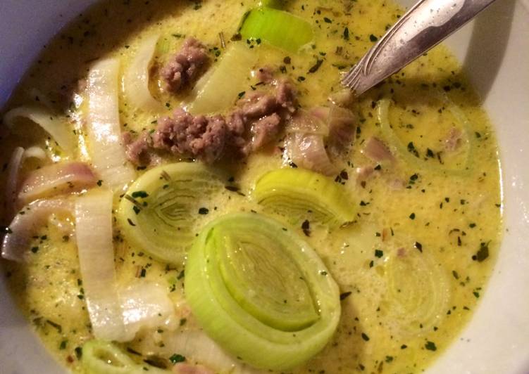 Käse-Lauch-Hack-Suppe