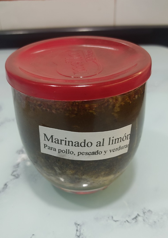 Una foto de Marinado al limón