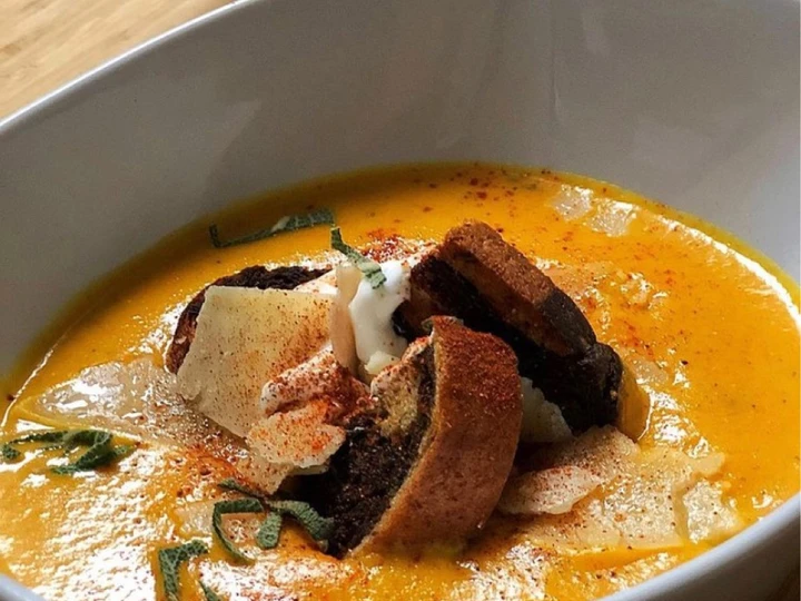 Easy Way Make Roasted Sweet Potato & Carrot Soup with Marble Rye Croutons the  Makes Drooling You can take Joss in your mouth