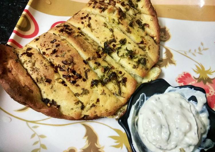 Stuffed cheesy garlic bread