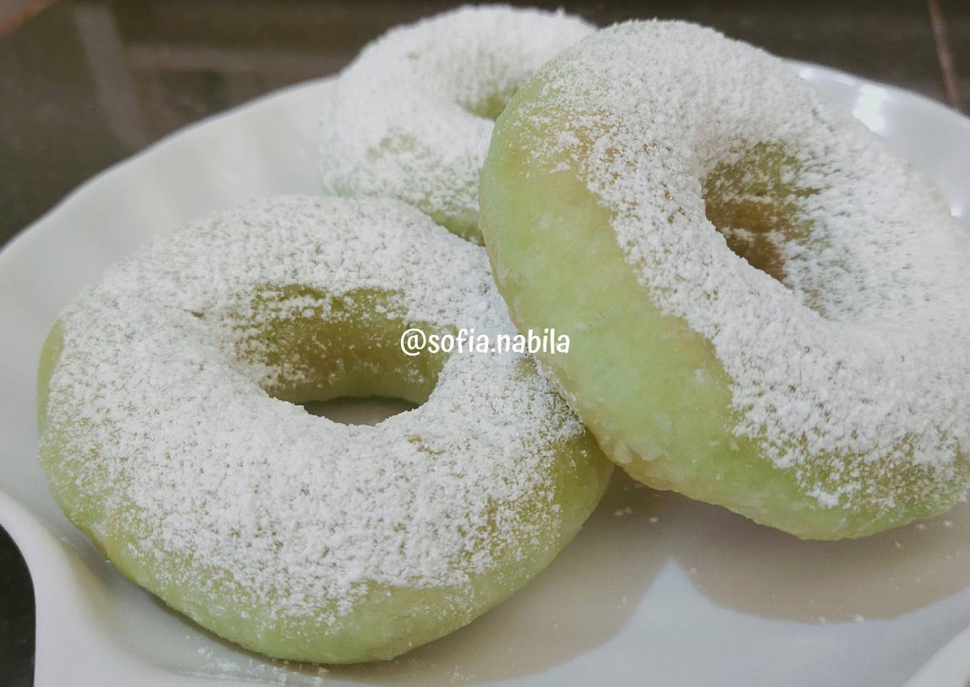 29. Donut Tape Pandan