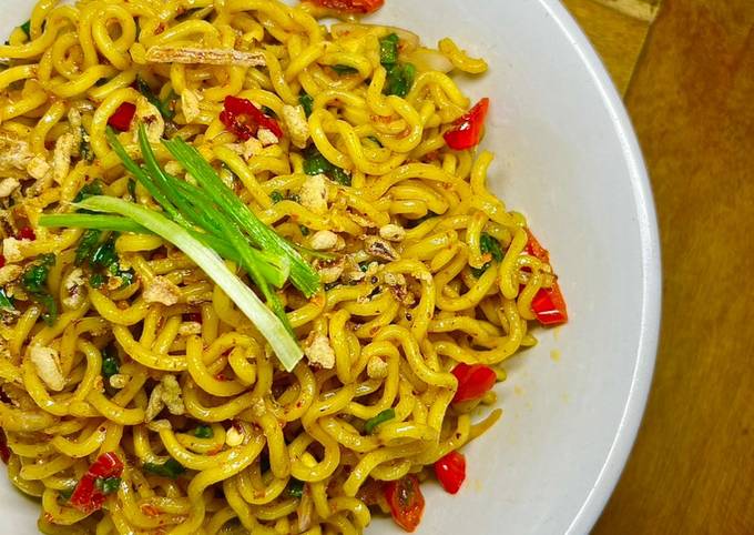 Resep 94.) Indomie Goreng Hack Viral Oleh Ratna Hartati - Cookpad