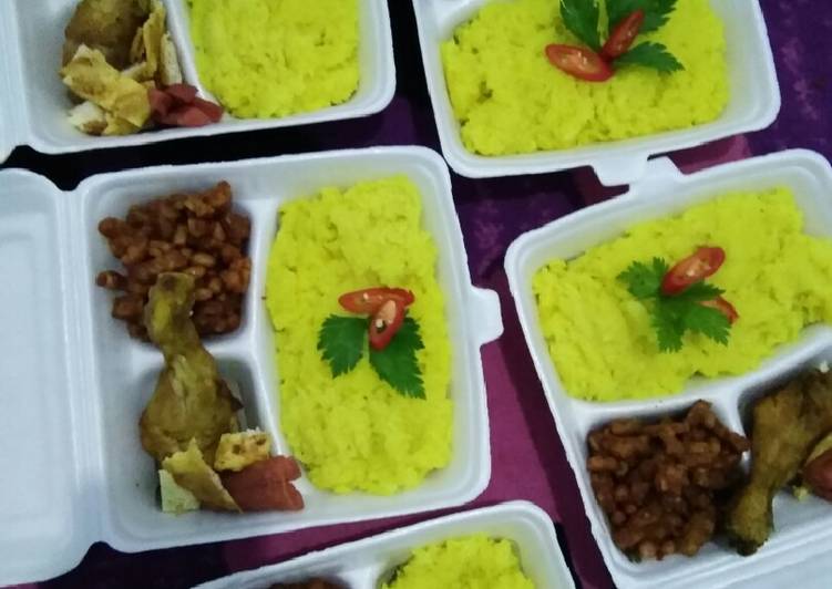 Rahasia Membuat Nasi kuning istimewa yang Enak