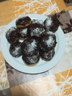 Una foto de Galletas con aroma de ron y chocolate