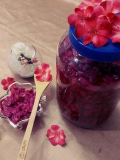 عکسی از دستور ترشی کلم قرمز😄