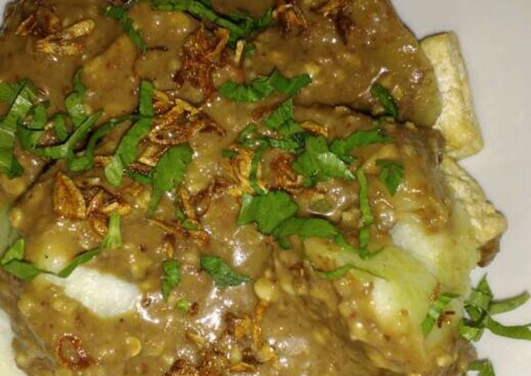 Tahu lontong simpel