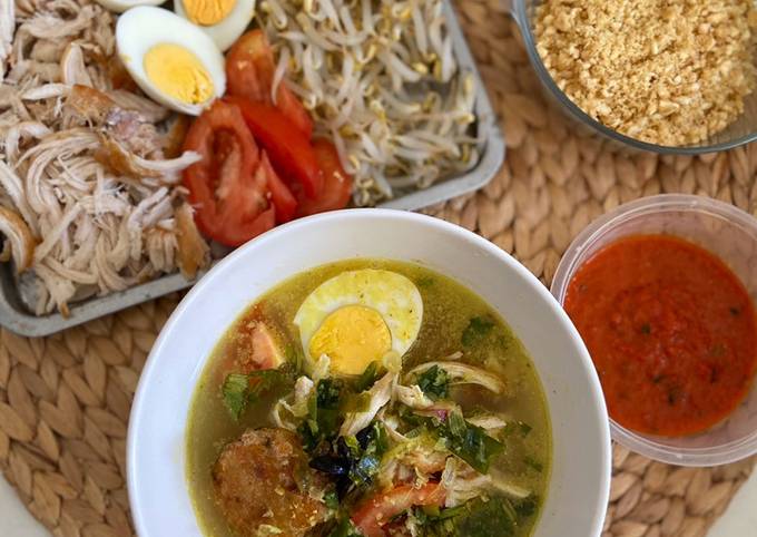 Soto ayam suramadu plus koya