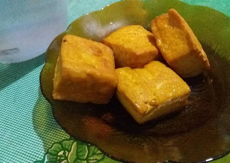 Tahu kuning goreng