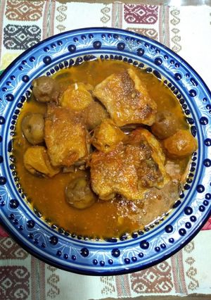 Una foto de Costillas de cerdo con ciruelas