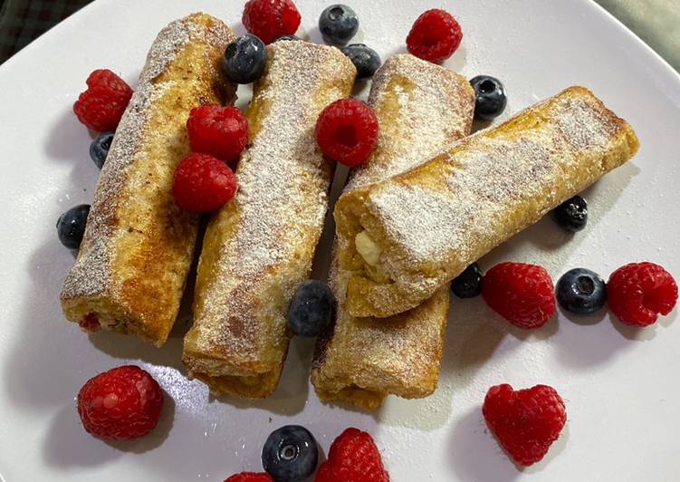 Langkah Mudah untuk Menyiapkan French Toast Berry Cream Cheese Anti Gagal