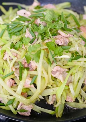 Hình của món Su Xào Thịt Heo.