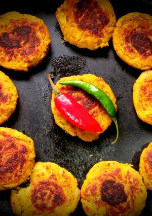 কুমড়ো টিকিয়া (Kumror tikiya recipe in Bengali) রেসিপির প্রধান ছবি