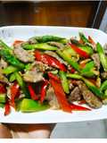 Asparagus tumis daging sapi