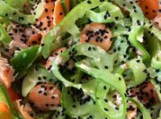 Una foto de ensalada de pimientos