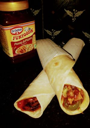 চিকেন কাঠি রোল (chicken kathi roll recipe in Bengali) রেসিপির প্রধান ছবি
