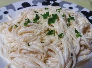 Foto de 🍝🧀🍝Macarrão com creme de leite ao queijo. 🧀